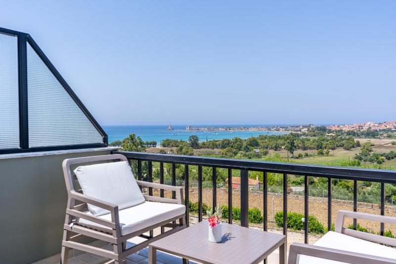 Junior Suite with Sea View image 3