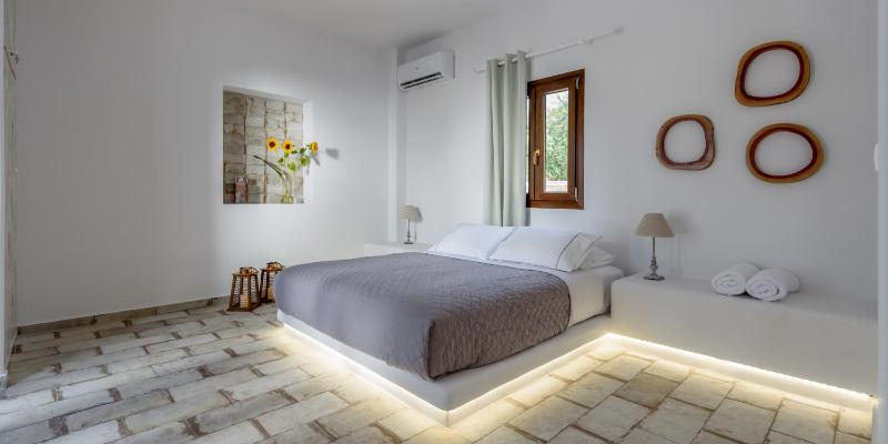 Luxury Quadruple Room image 1