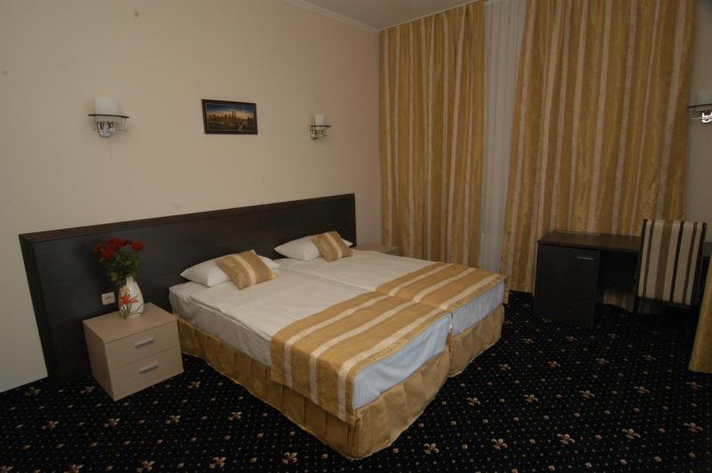 Superior Suite image 3