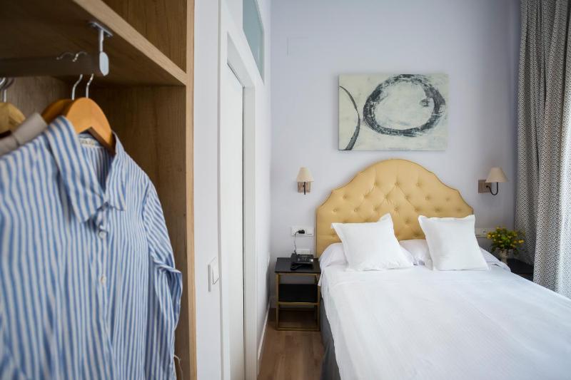 Superior Apartment image 3