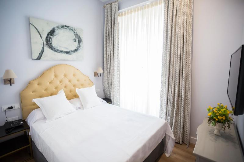 Superior Apartment image 4