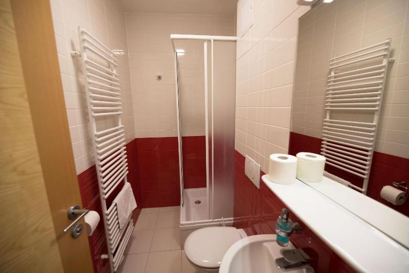 Triple Room image 2