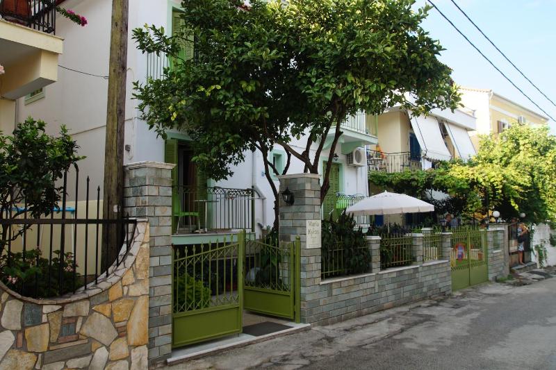 Maria & Kyros House - image 30