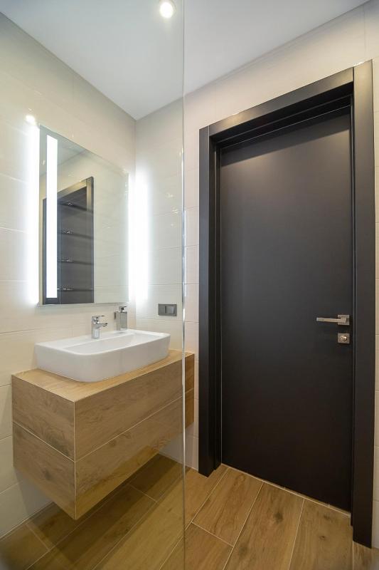 One-Bedroom Family Apartment image 3