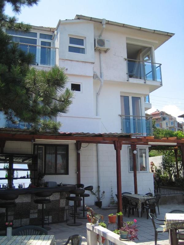 Guest House Fanari - image 42