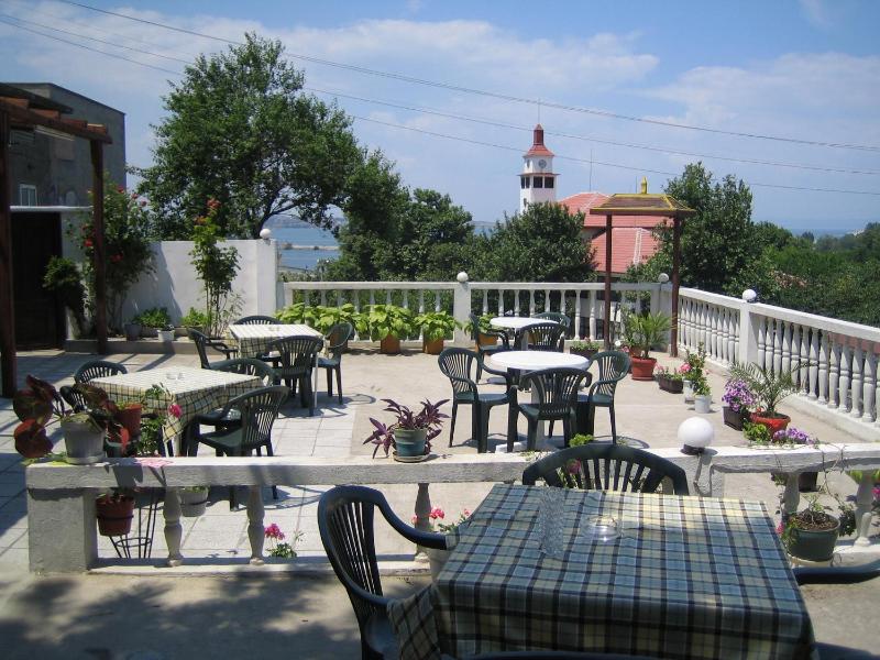 Guest House Fanari - image 29