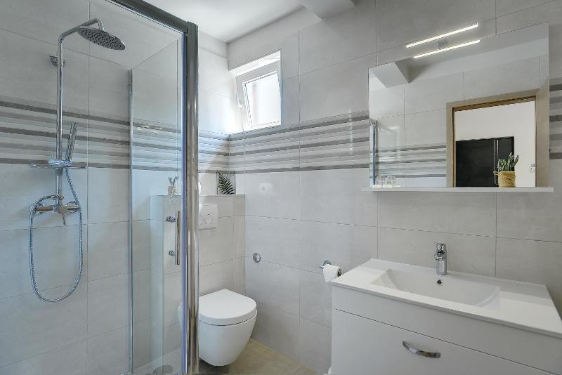 Standard Double Room with Balcony image 2