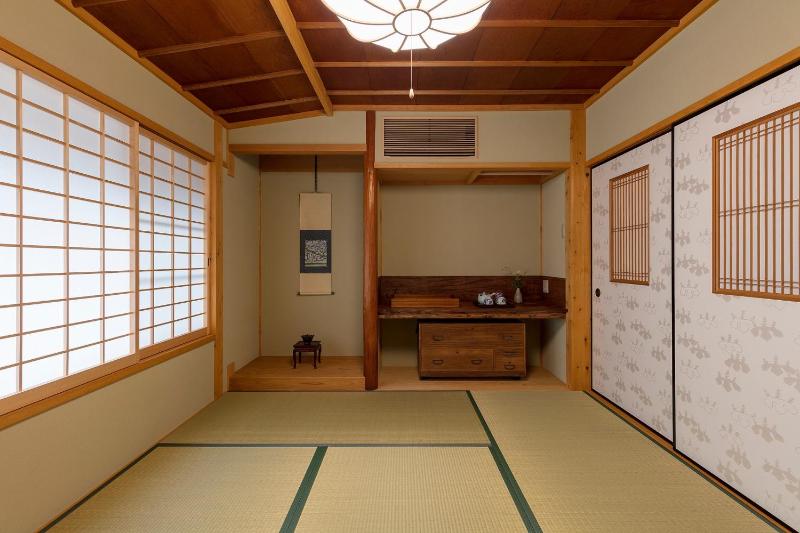 Garaku an Machiya House - image 7