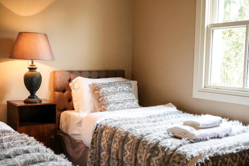 Two-Bedroom Cottage - The Lade image 3