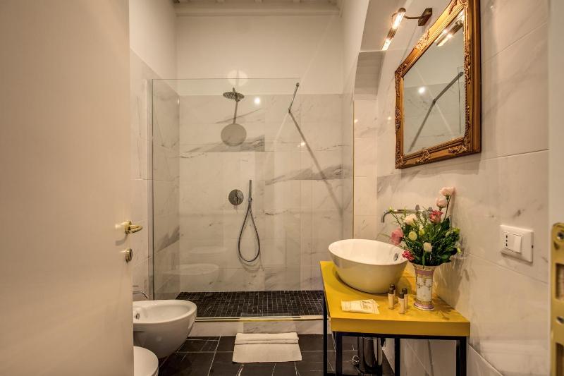 Junior Suite image 2