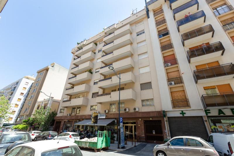 GuestHost - Palermo Functional Studio - image 13