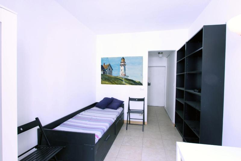 Studio Apartment image 2