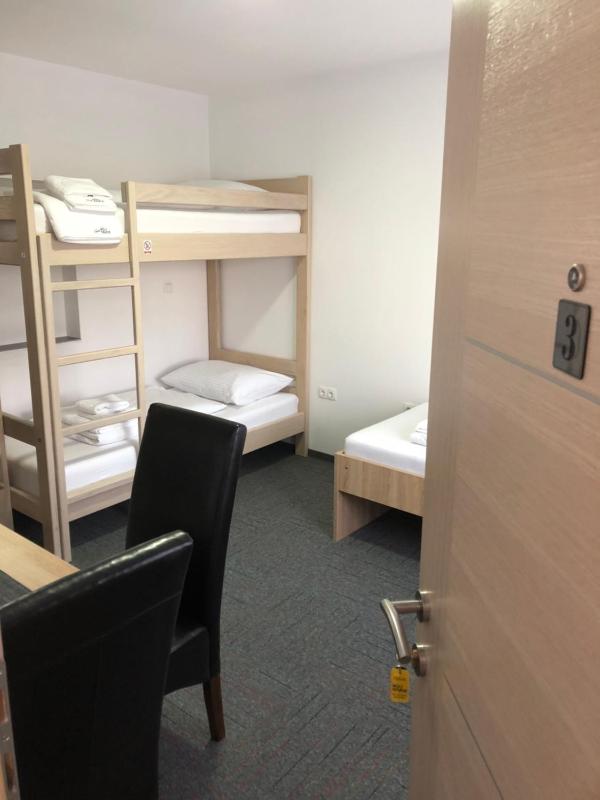 Quadruple Room with Shower image 3