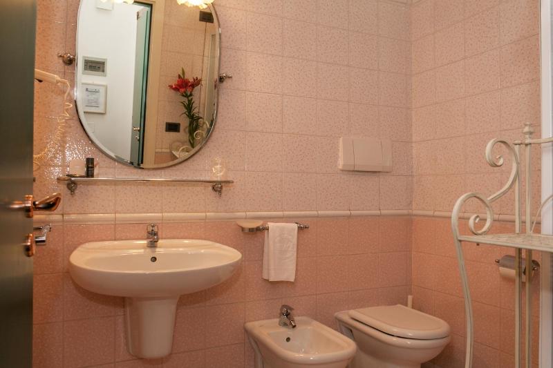 Superior Double or Twin Room image 2