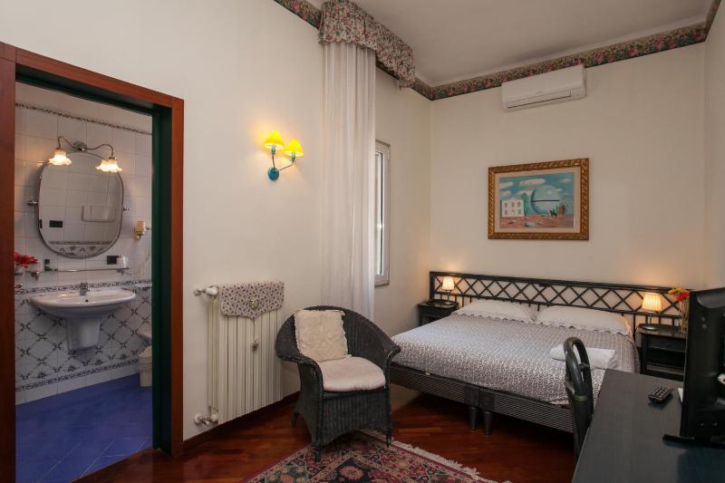 Comfort Double Room image 2