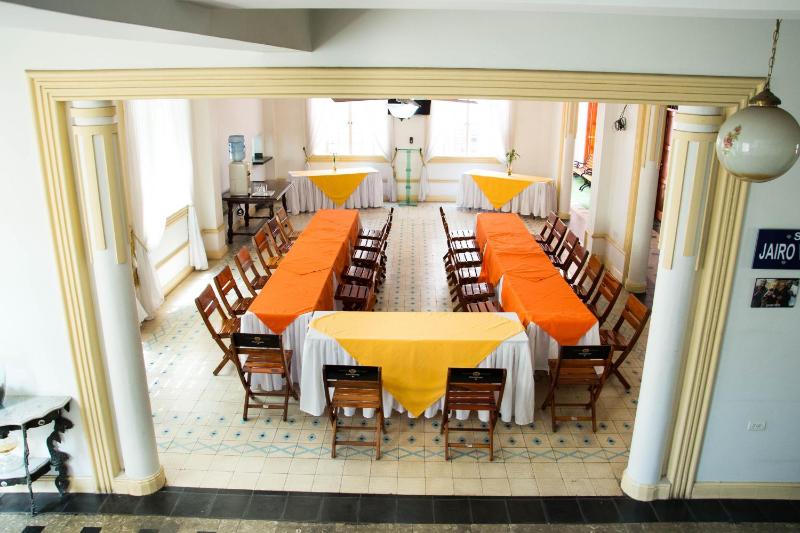 Hotel Savoy - image 7