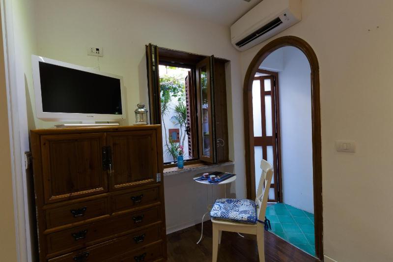 Beach Hotel 14Leoni b&b - image 48