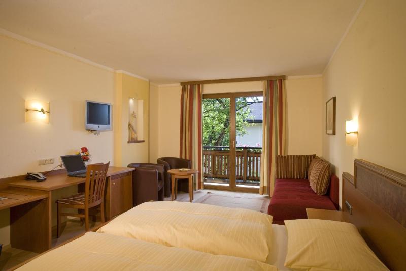 Comfort Family Room with Balcony image 2