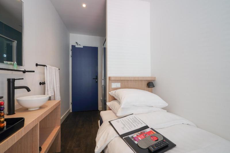 Amistad hotel - image 2