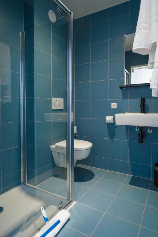 Double Room with Private Bathroom image 3