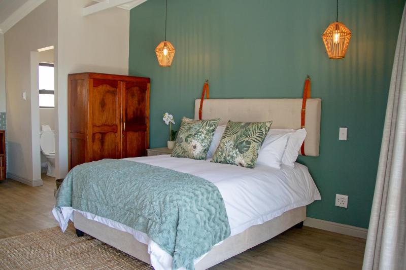Figberry Guestrooms - image 9