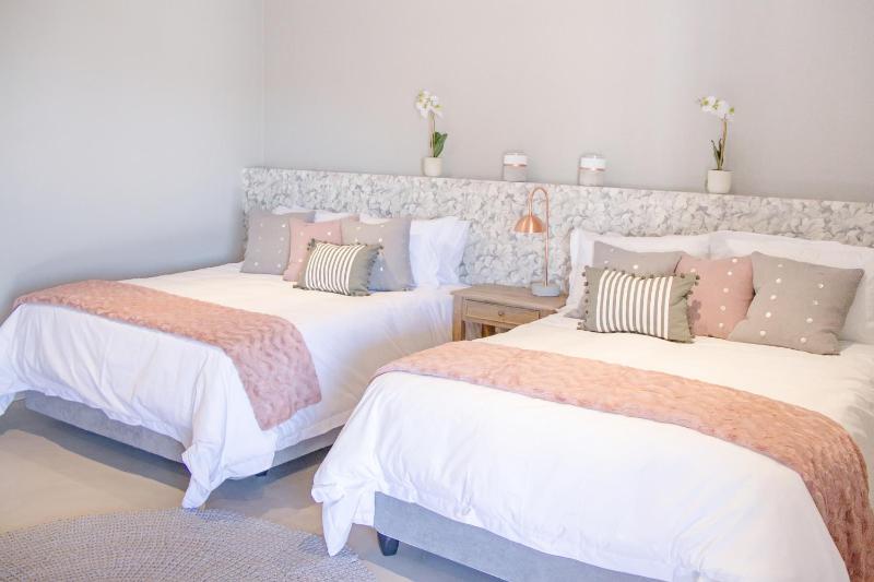 Figberry Guestrooms - image 11