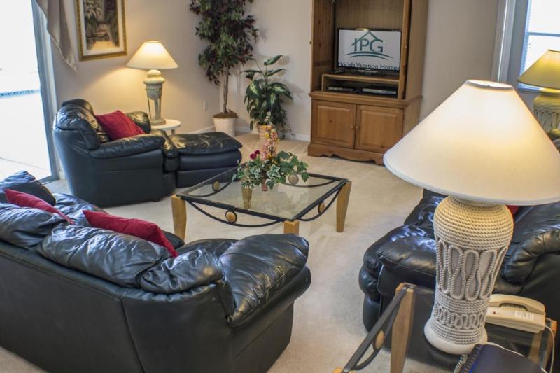 Five-Bedroom House image 3