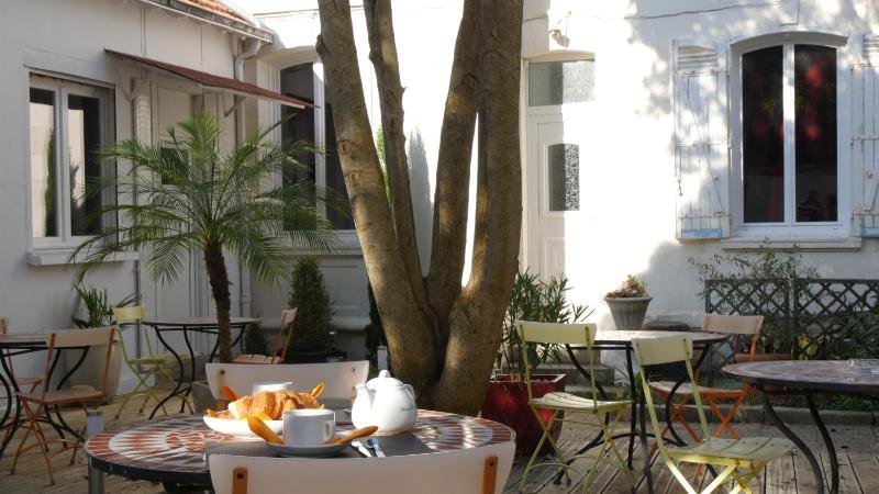 Hôtel Savary - image 39