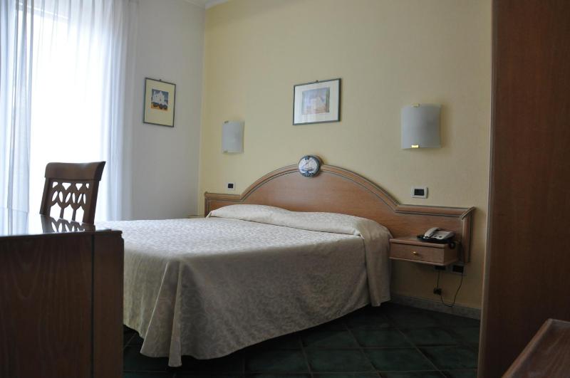 Comfort Double or Twin Room image 4