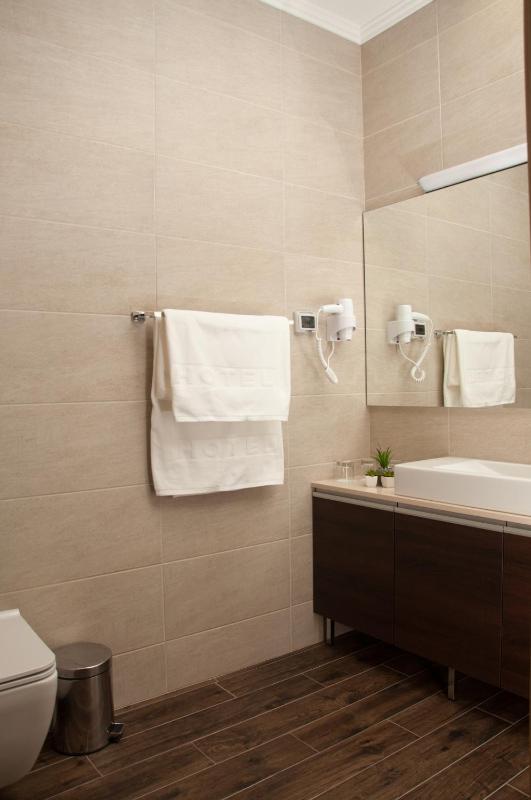 Triple Room image 2