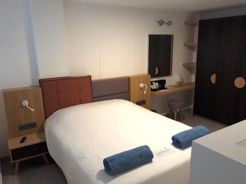 Loft Family Suite - Split Level (2 Adults + 2 Children) image 4