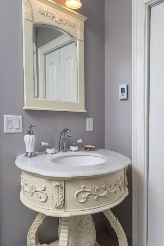 King Suite image 4