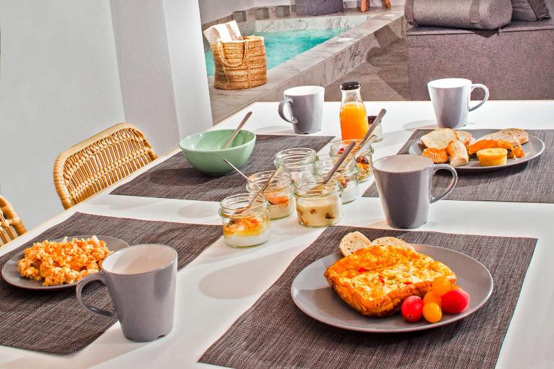 L Villa with Sea View and Heated Tub  image 3