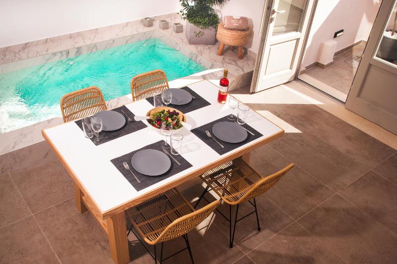 L Villa with Sea View and Heated Tub  image 4