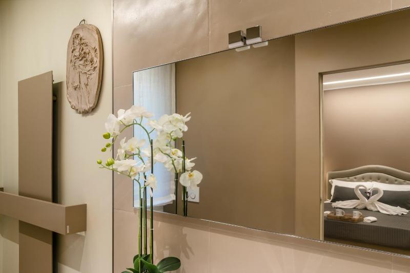 Deluxe Junior Suite image 3