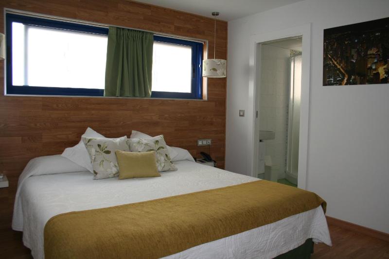 Hotel Fetiche Alojamiento con Encanto - image 3
