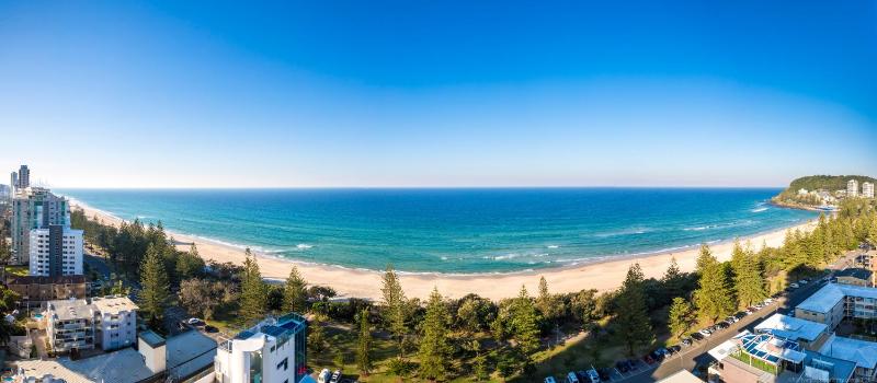 Boardwalk Burleigh Beach - Official - image 9