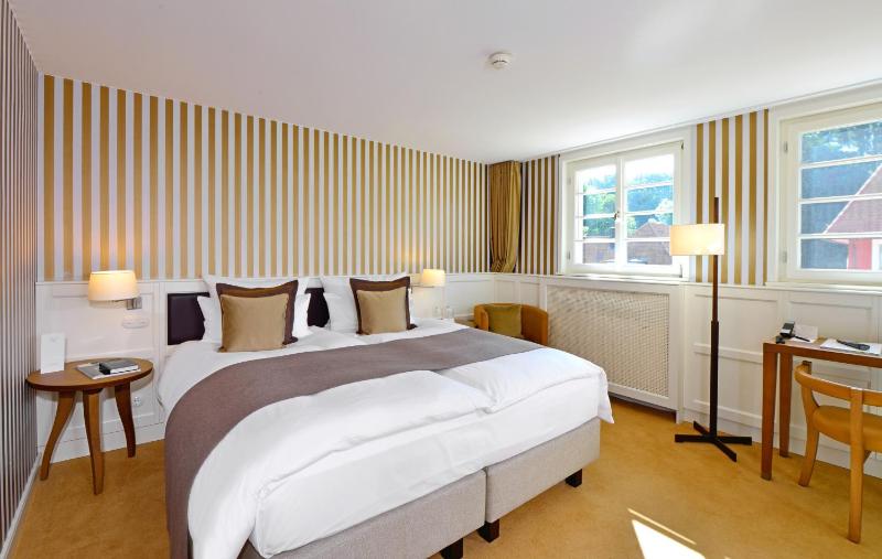 Classic Room image 1