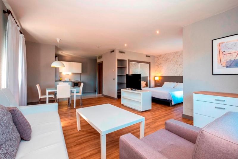 Superior Junior Suite image 3