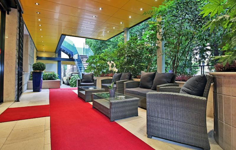 Central Park Hotel Modena - image 50