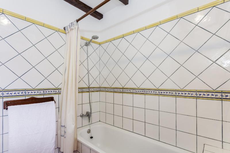Two-Bedroom House image 1