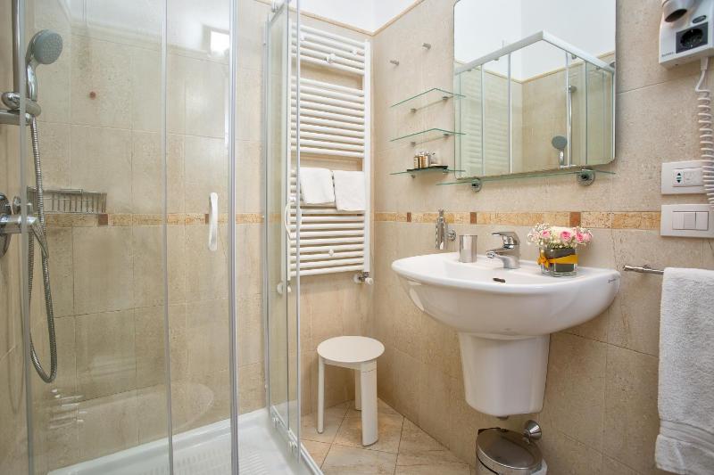 Double or Twin Room image 1