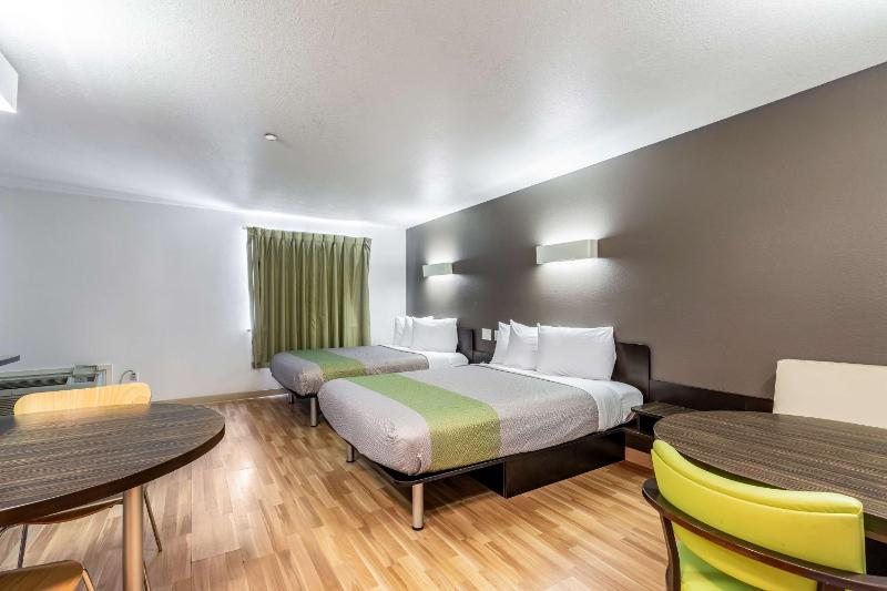 Deluxe Quadruple Room - Non-Smoking image 4