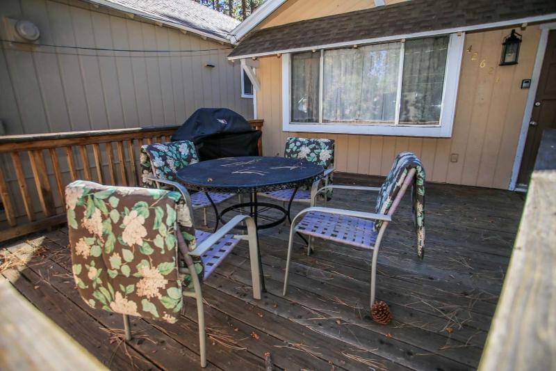 Two-Bedroom House image 2