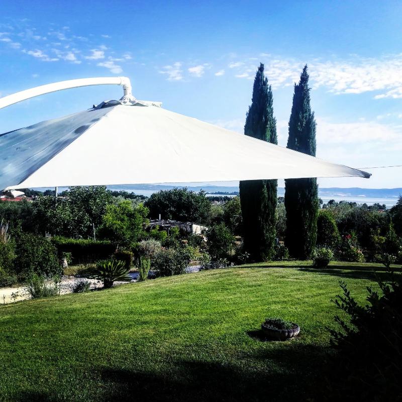 Quadruple Room with Lake View image 1