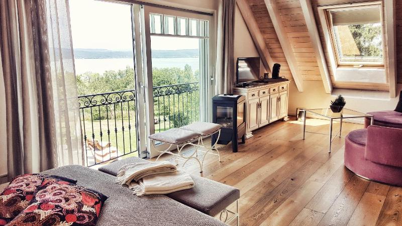Suite with Lake View - Liebesinsel image 1