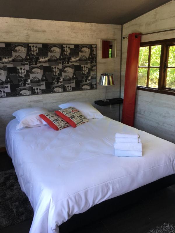 One-Bedroom Chalet image 3