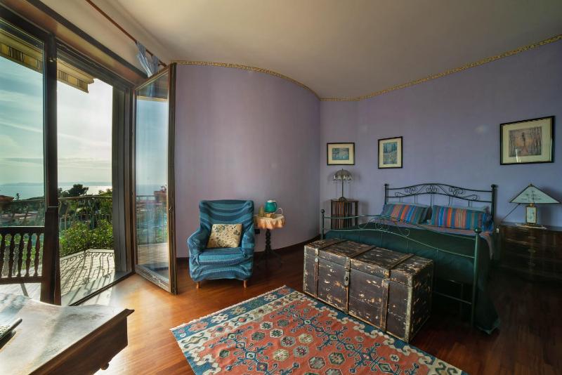 Double or Twin Room image 2