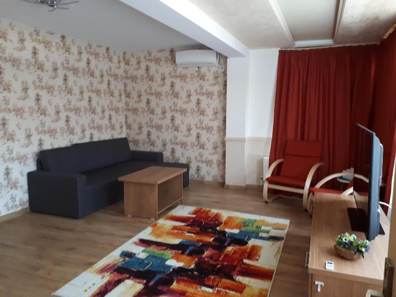 Apartment - Ground Floor image 4