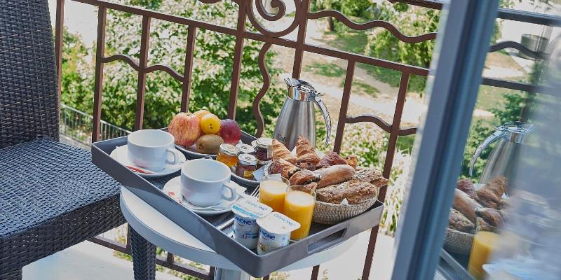 Best Western Plus Hotel Carlton - image 6